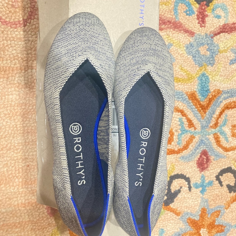 ROTHY'S 9.5 GRAY/SILVER GLITTER KNIT SHOES FLATS - Picture 5 of 5